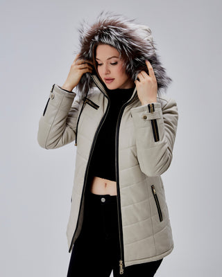 Doudoune en cuir matelassée avec capuche