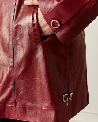 Veste 3/4 en cuir avec doublure satinée