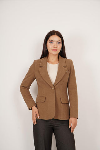 Veste courte femme en laine – col classique et bouton doré élégant