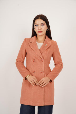 Veste ¾ femme cintrée en laine – col à pointes et coupe élégante