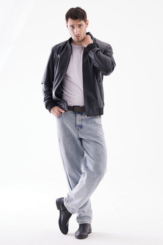Veste en cuir minimaliste